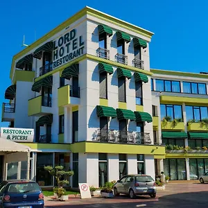 Hotel Lord Tirana, Vore